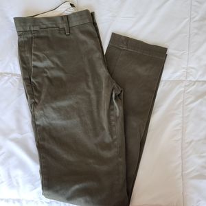 Banana Republic Fulton Pants - 32x34 - Olive